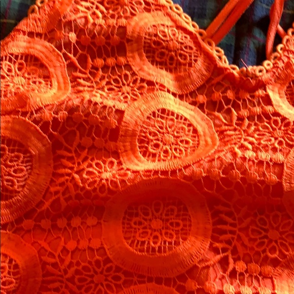 Summertime romper - Picture 3 of 4